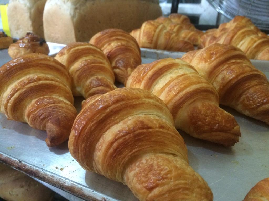 BapakBakery's tweet photo. Happy #Monday! Enjoy our variety of #Croissant! For orders or enquires contact Bapak Bakery on 0361735330! http://t.co/EISVzihF4F