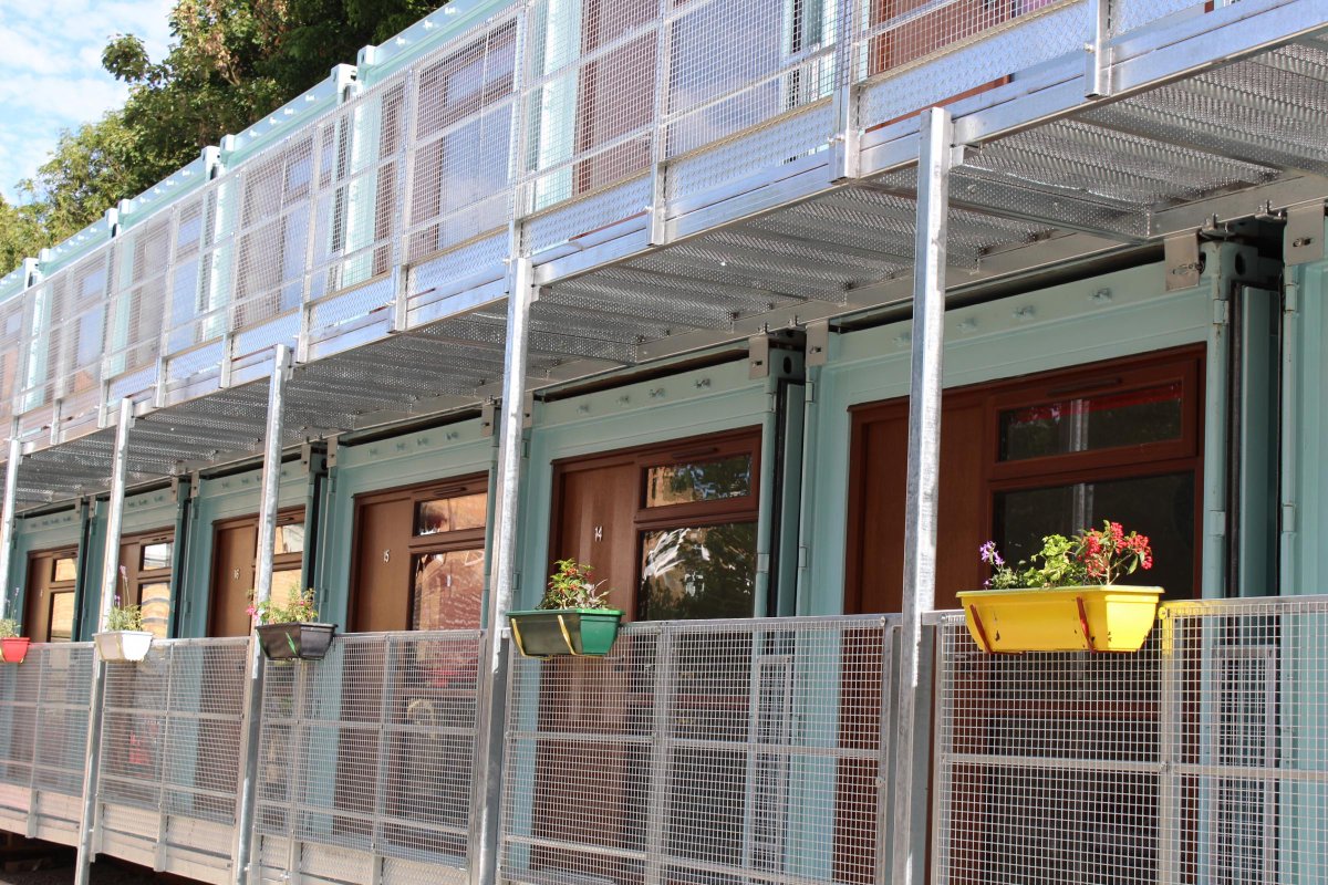 ShippedCom's tweet image. Via the Guardian, The YMCA in London has turned 20 #shippingcontainers into low cost housing. guardian-series.co.uk/news/13409414.…