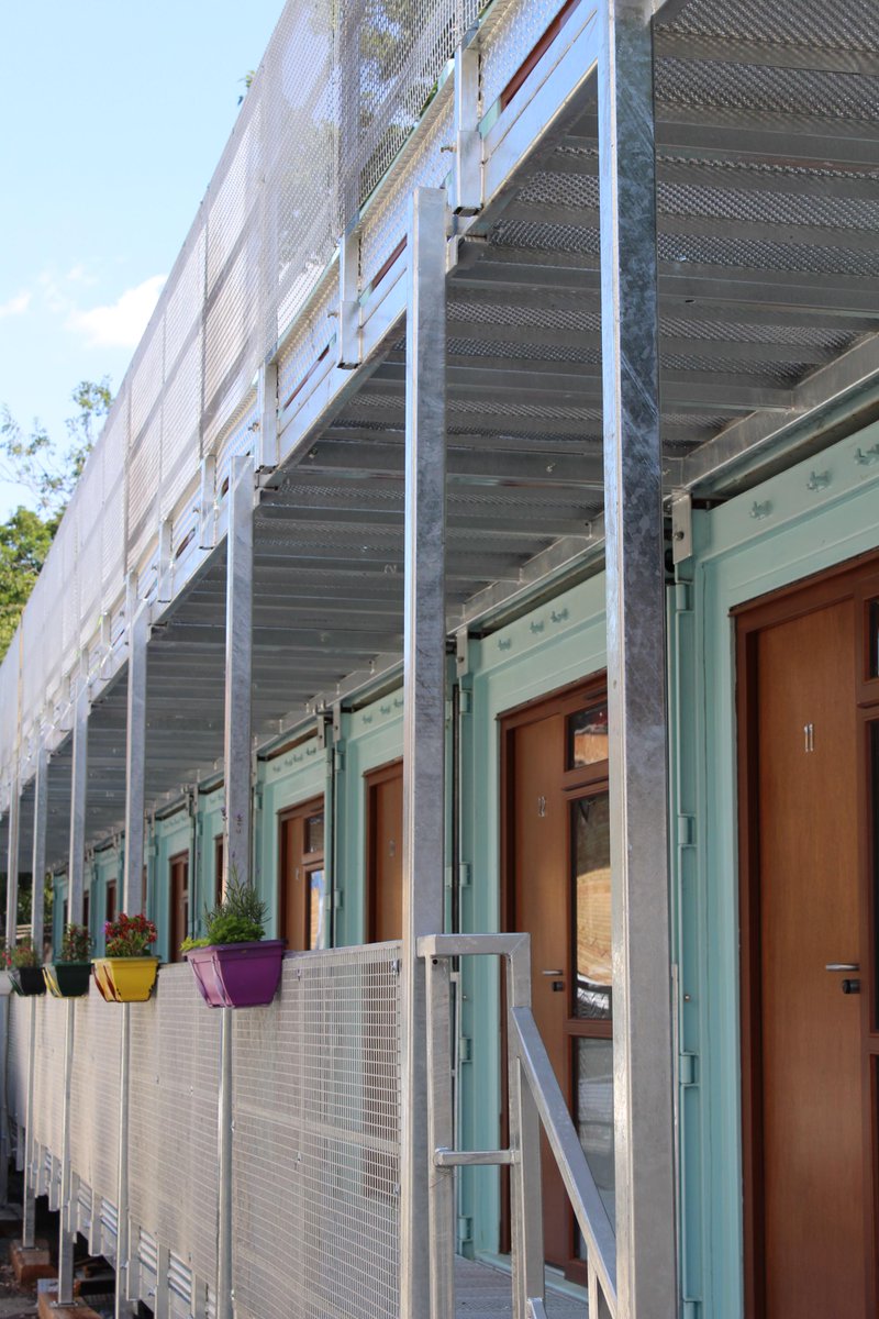 ShippedCom's tweet image. Via the Guardian, The YMCA in London has turned 20 #shippingcontainers into low cost housing. guardian-series.co.uk/news/13409414.…