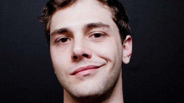 gravelmatin's tweet photo. Le prochain @unshowlanuit accueillera @xdolan #primeur #CPTT #lecteur #100commentaires #rcmtl http://t.co/Di1TSuBeLr http://t.co/aPHoiCfJRS