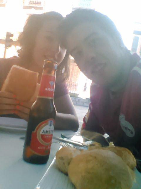 ainhoacs3's tweet photo. Engordando un poquito jejejeje @Julian_lopez44. Te quiero http://t.co/yDRrZKN9Ay