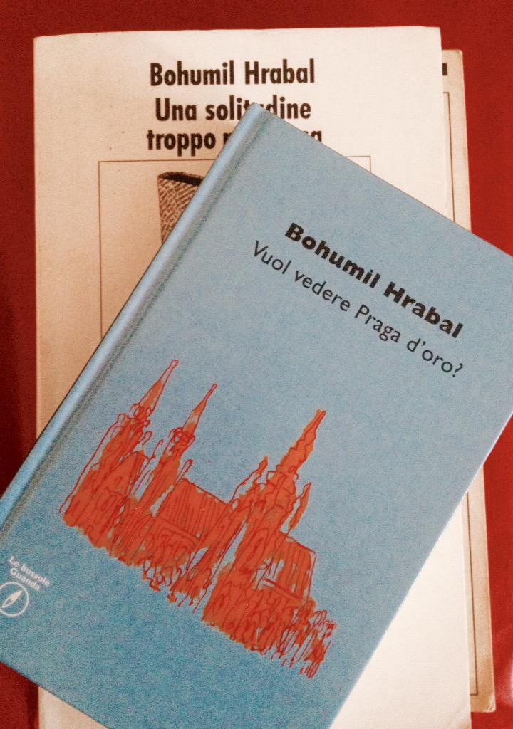 IsaInghirami's tweet photo. "Le bussole" di @GuandaEditore
#LibriInTasca oggi #Hrabal
cc. @fmusolino @Stoleggendo http://t.co/UVLzHVGFZy