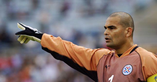 Happy 50th birthday to goalkeeper and free-kick maestro Jose Luis Chilavert...  