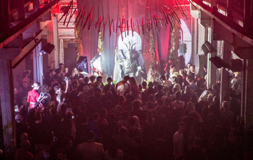 View image on Twitter