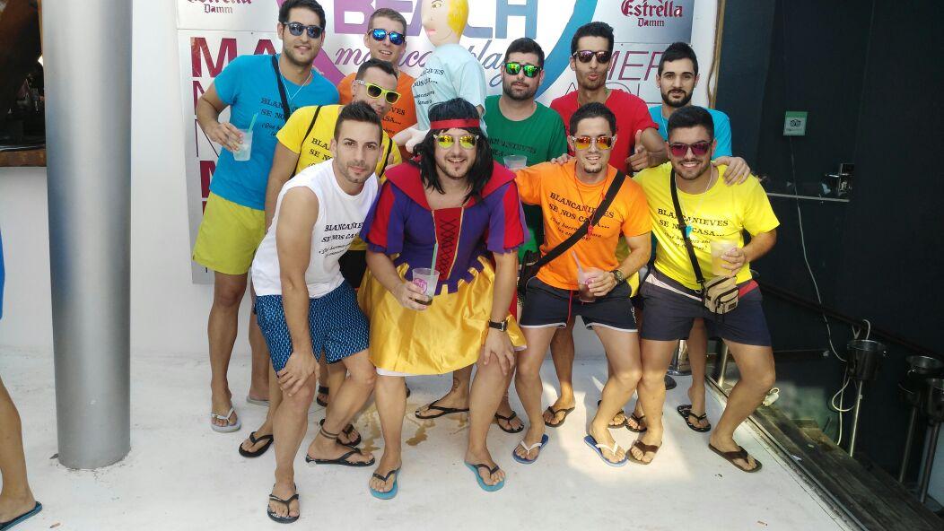 rgcLCA's tweet photo. Enorme finde!! Despedida de @bostrom3 #TOP http://t.co/ixnf5Hw56M