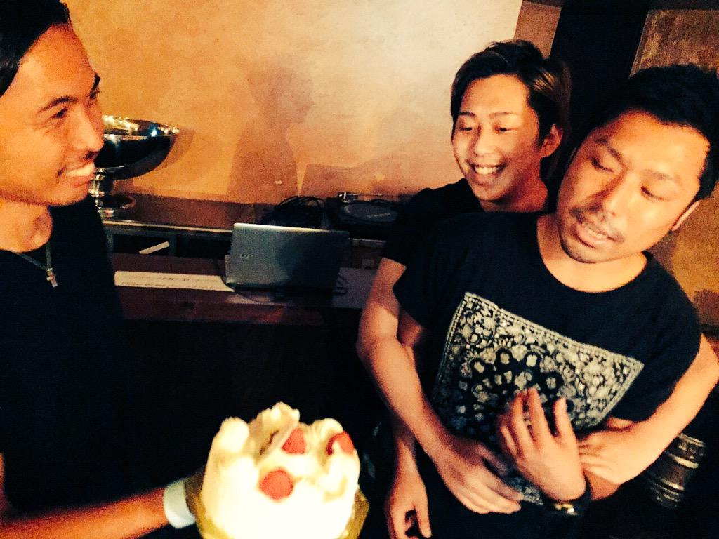 Double_Heart_'s tweet photo. 先日の #Double_Heart ご来場頂き誠に有難う御座いました。

浴衣NIGHTという事で全員浴衣でお出迎えしました！

来月は8/22の開催になりますので
皆様よろしくお願いします🙌🙌

中村氏HappyBirthday！ http://t.co/aYaupPORb9