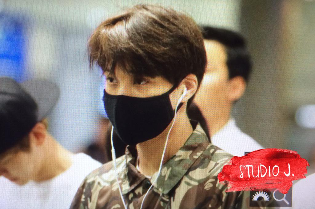 _StudioJongin's tweet photo. 150727 ICN 뽀송뽀송 애긔💦 http://t.co/fO8n3UG3LC