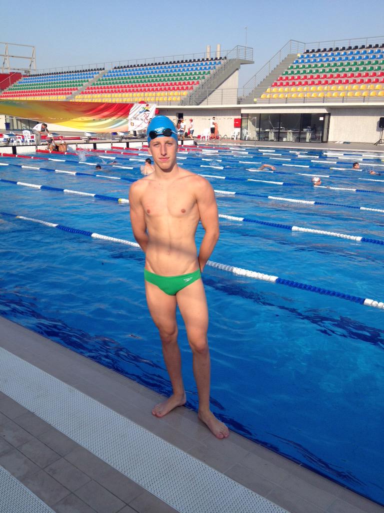 Club_Navial's tweet photo. #FOJE2015 ALEX RAEZ con el quinto tiempo pasa a Semis 100b. Su 1:04,73 es mejor marca nacional 16 años. ENHORABUENA! http://t.co/ulVk9ST7Rj