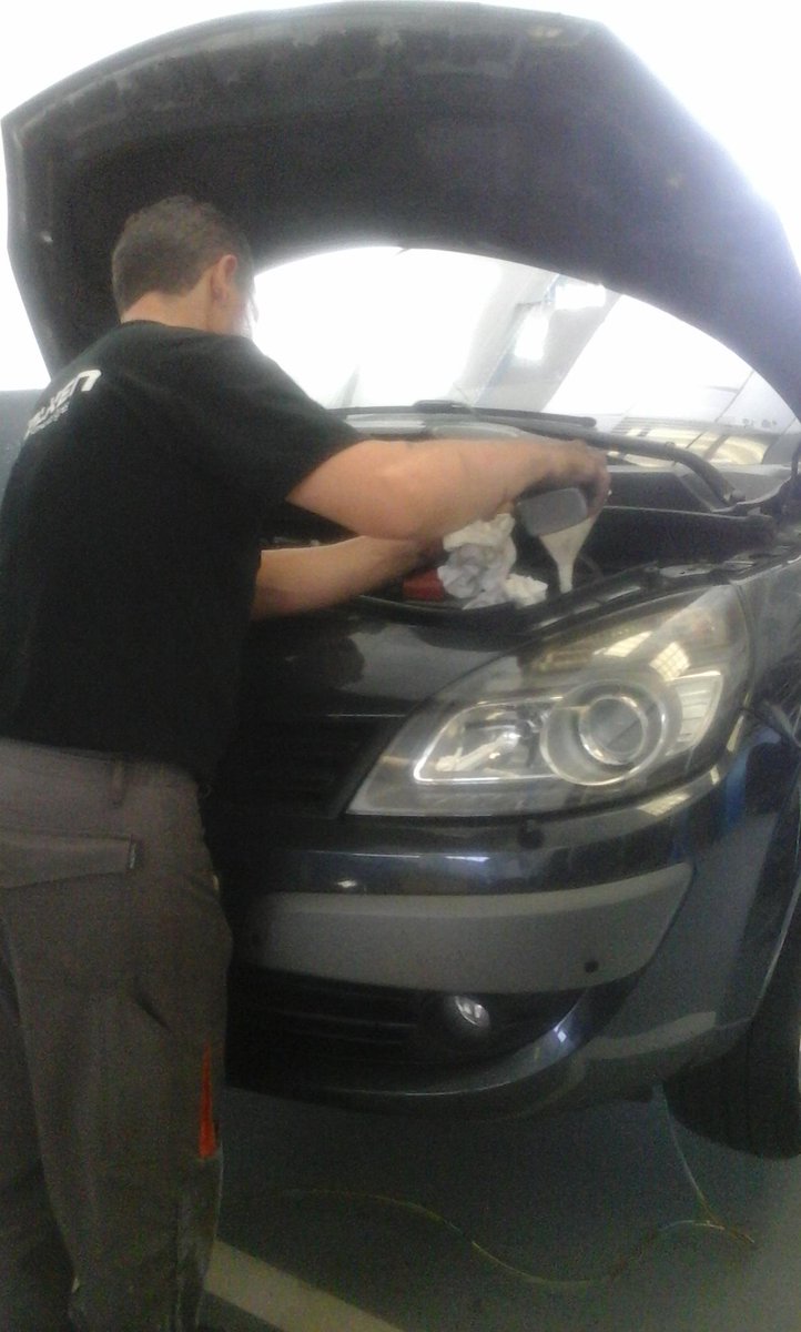 D2 Automoción tweet media