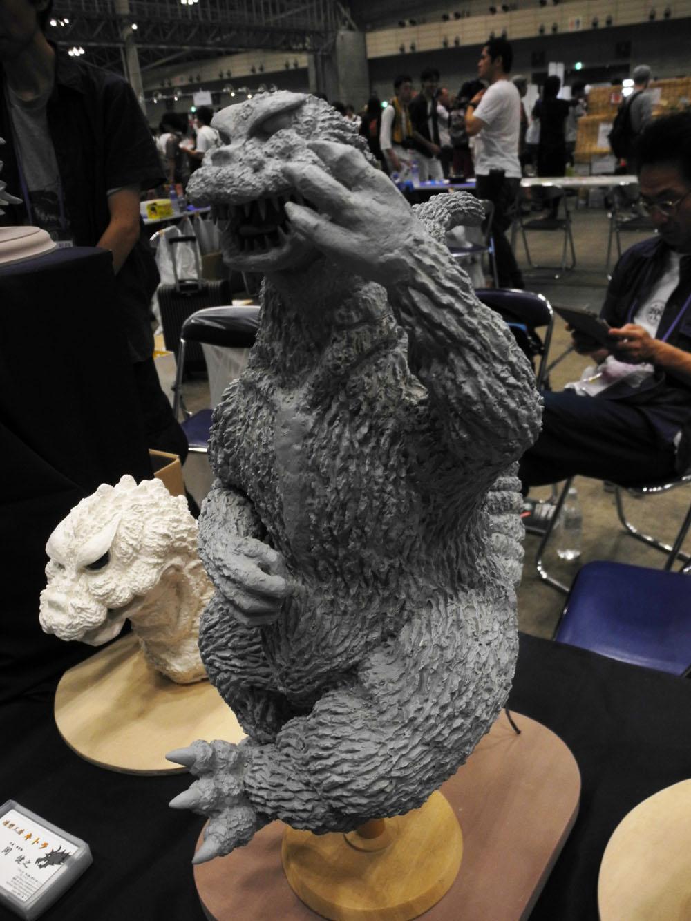 送料無料/即納】 シェーゴジ60cmサイズ完成品！怪獣大戦争2016