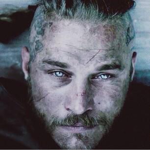 Don't fret for today being Monday. Just remember.. youtu.be/OMOGaugKpzs  

#RagnarIsAlwaysWatching