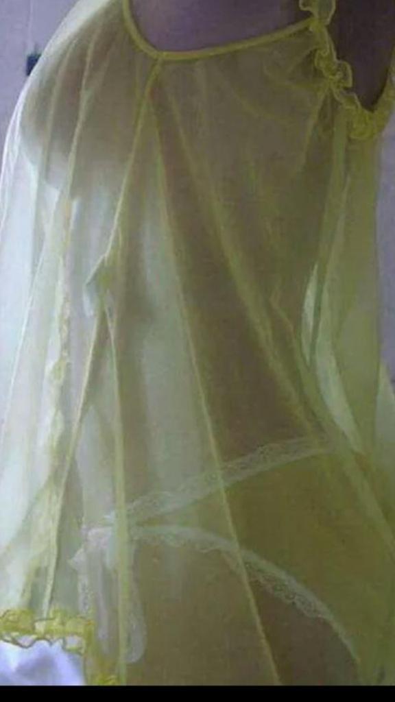 WAWA_2221's tweet photo. من زمان م سهرت في احد جاد اليوم اول شخص يجي واتساب بتفق معه ونسهر اليوم سوا http://t.co/avgbwePH9d