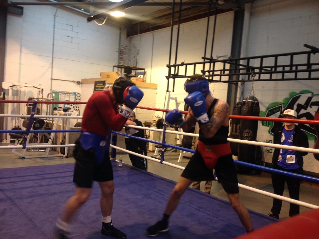 mosssidefirebox's tweet image. Last spar for @TommyCoyle89 today with @JordanCooke1