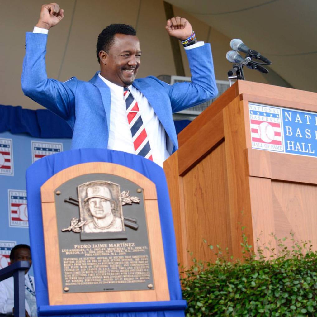 45PedroMartinez's tweet photo. Thanks to all my fan base, thanks to @BaseballHall @MLB all my fellow Dominicans, my family for all your love http://t.co/QJOcx8z6XK