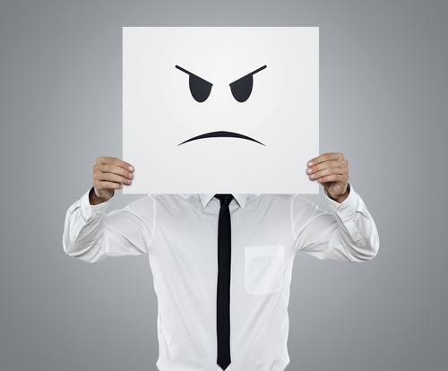 socialmedia2day's tweet photo. 9 things you should probably stop doing on #Facebook: http://t.co/bSyR9wQAzK http://t.co/pH8pKx47Lx