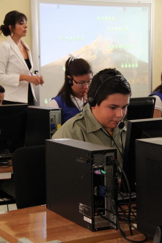 gobiernozac's tweet photo. Duplica #EscuelasLinux incorporación de planteles en dos años http://t.co/OcBlMax6Cs http://t.co/0ZeM1LQJLW