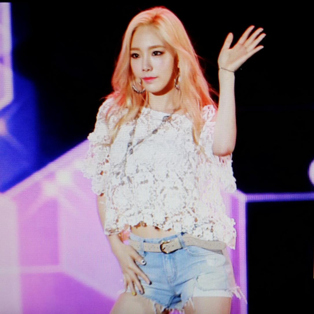 [PIC][27-07-2015]SNSD tham dự "MBC Music Core Summer Festival" tại Ulsan vào tối nay CK7G5APUMAAsfU1