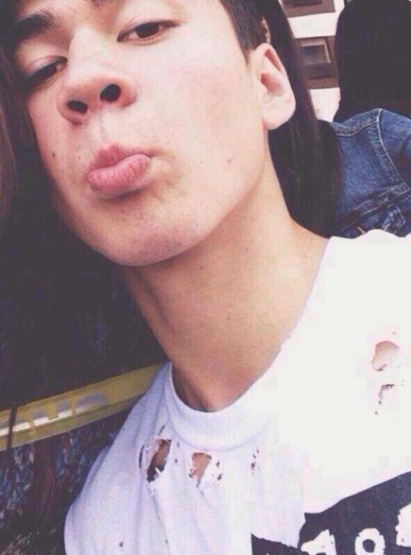 resistantlawley's tweet image. #MTVHottest 5SOS