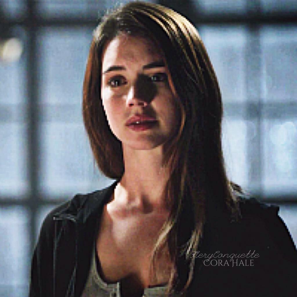 MagicWorldRPG's tweet image. Cora Hale, prise.