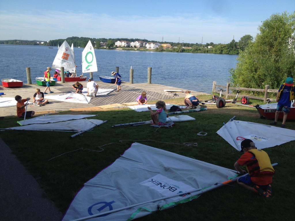 tacsailing's tweet photo. Rigging up for another day on the water http://t.co/SnIwKz7O2v