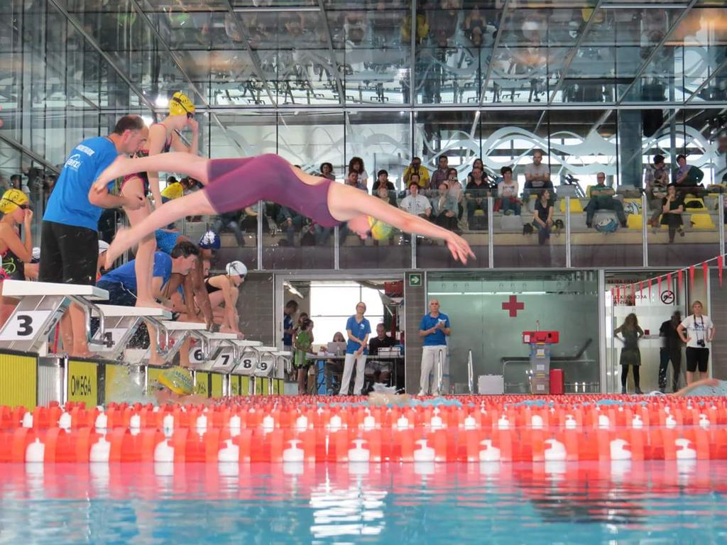 am_elsuky's tweet photo. My photo "i believe i can fly"๐๐โ
#goodswimmers #swimming #bellacualcamella #laughingalone http://t.co/gK6pKT9z22