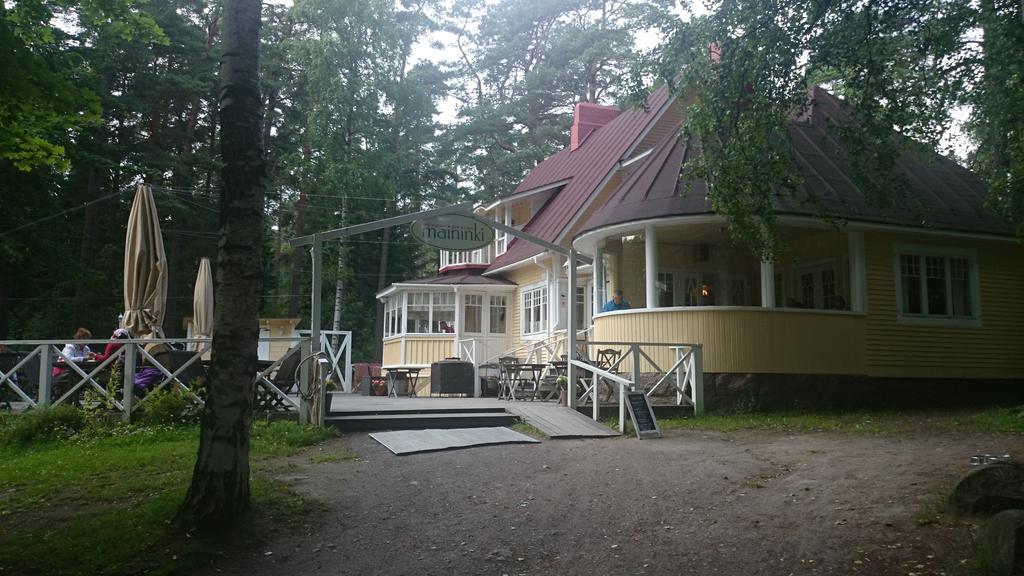 AnsaMajuri's tweet photo. Suosittelen kesäravintola #Maininki #Vuosaari. Viihtyisät puitteet ja ympäristö. Ruokaa. Lemmikit myös tervetulleita. http://t.co/pBYzin4j0K
