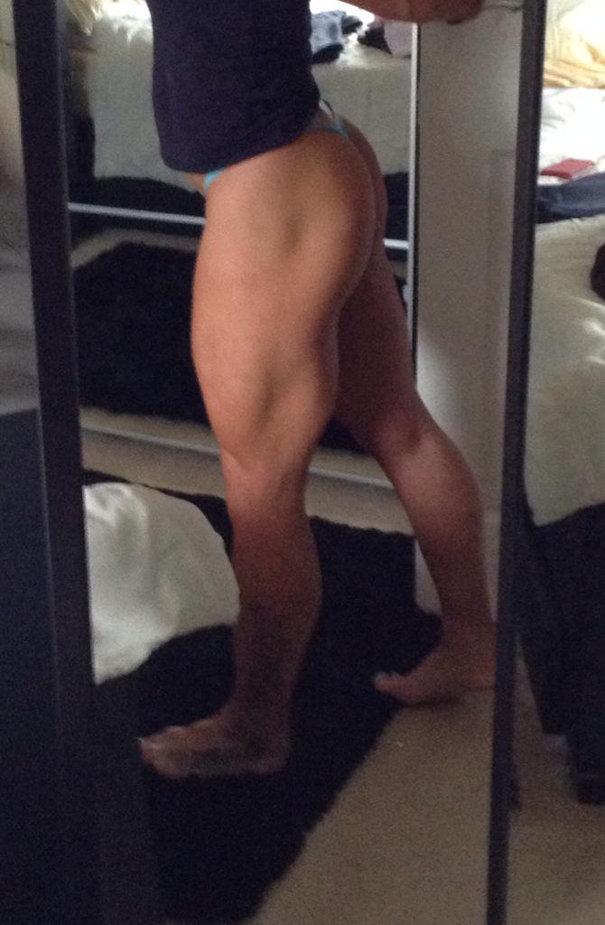 RaysonClaire's tweet photo. #quads #glutes #hams #10weeksout #ukbff fuelled by Bad Boy Nutrition @BadGirlEurope @BadBoyEurope @badboynutrition💪 http://t.co/C5LbSSKs68