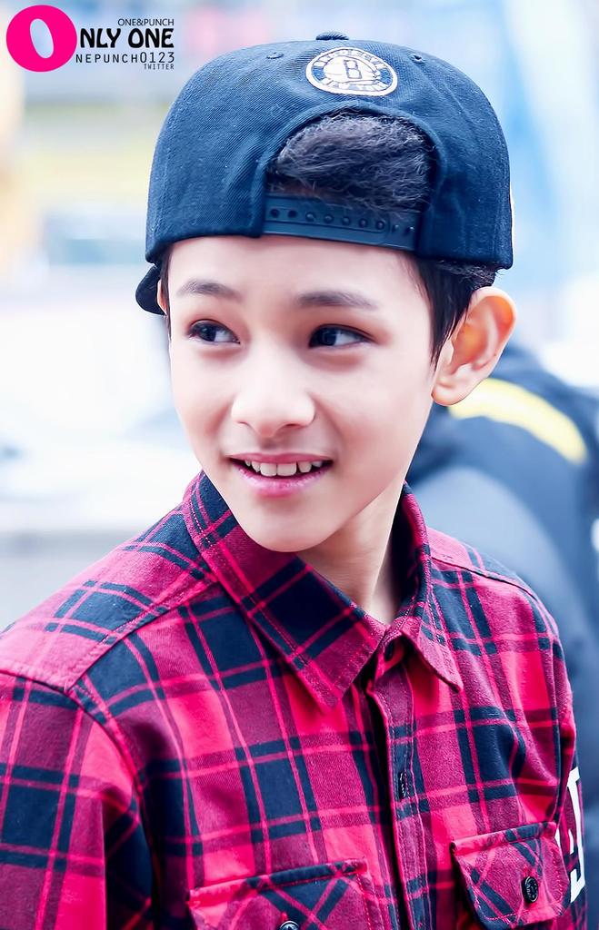 StareTheStar's tweet photo. ปุจฉา!! จากรูปจงบอกเสน่ห์ของแซมมี่ + แคปชั่น + #PUNCH #Samuel #1PUNCH #isluv 
Cr.Only One (@.onepunch0123) http://t.co/D50sFzxx7f