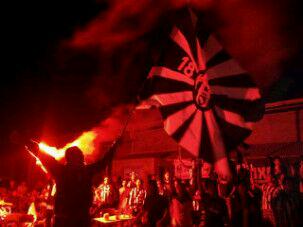 averus_'s tweet photo. Moment final UCL bareng @JCI_Jepara walaupun kalah kita menguasai venue nonbar dg chant2 Juve @JCIndonesia #JCIAndMe http://t.co/8Q6wPQrCnv