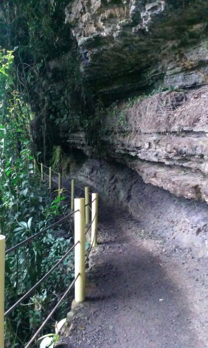 ColombianBuddy's tweet photo. Choachí, a beautiful township for hiking surrounded by moorlands, forests, rivers and waterfalls.  Come and visit! http://t.co/BSLA21y86M