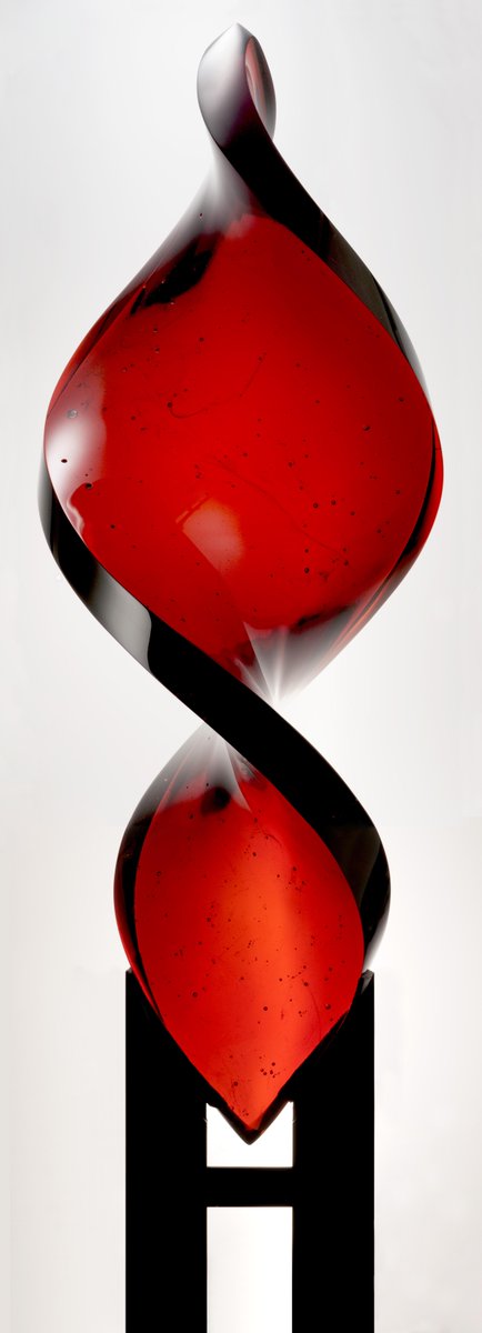 Crystal_Caviar's tweet photo. Arranged by @Crystal_Caviar a glass artwork by #VlastimilBeranek has sold for a record price of almost £500k #gallery http://t.co/DFMplXbY70