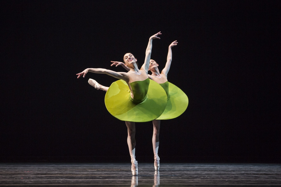 pointe_magazine tweet picture