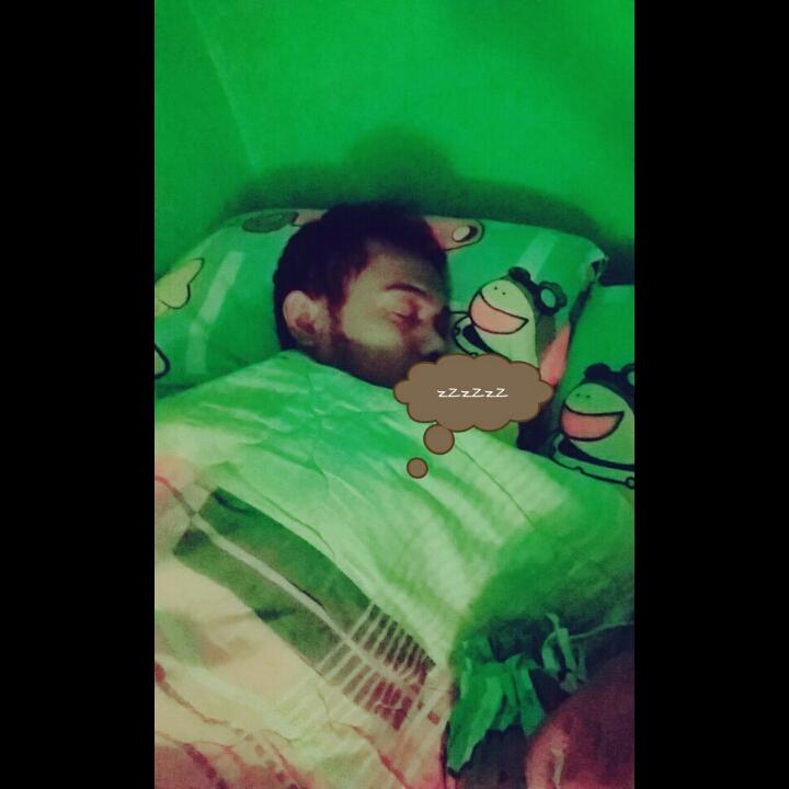 EchaVynscha's tweet photo. bobo pules banget beb 😙😊 http://t.co/P40kBLlG3I
