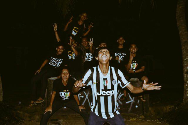Yansah09's tweet photo. Ini pas liburan bareng @JCI_Tangsel ..itu siapa mangap ngga jelas .. ๐๐ #JCIandMe @JCIndonesia http://t.co/FoAfkcp2GJ