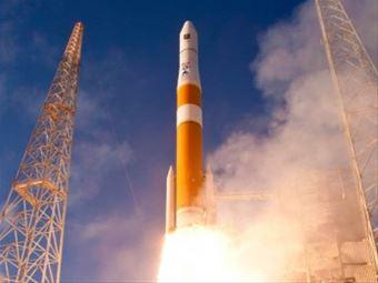 USSpaceForce's tweet photo. Need some motivation this Monday? How about some launch video! #WGS7 http://t.co/wS3EySA0cy http://t.co/8VyCVWMJm4