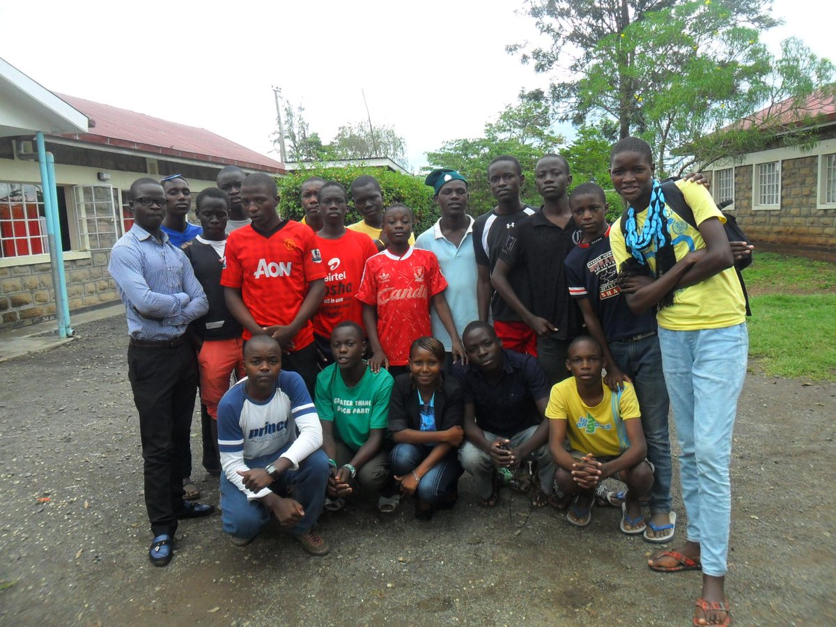 <a href="/Rasizza/">Rosario Rasizza</a> racconta come <a href="/Openjobmetis/">Openjobmetis</a> avvia al lavoro i ragazzi delle #baraccopoli di #Nairobi: ow.ly/PHzE1