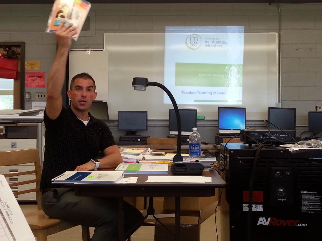 NGross81's tweet photo. Orton-Gillingham training Day 1 @ColoniaMiddle #coreyrocks http://t.co/gh3uWbHI8C
