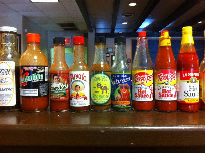 BBD2Tulsa's tweet image. Come in out of the heat! But don't let yourself get too cool. #HotSauceBar