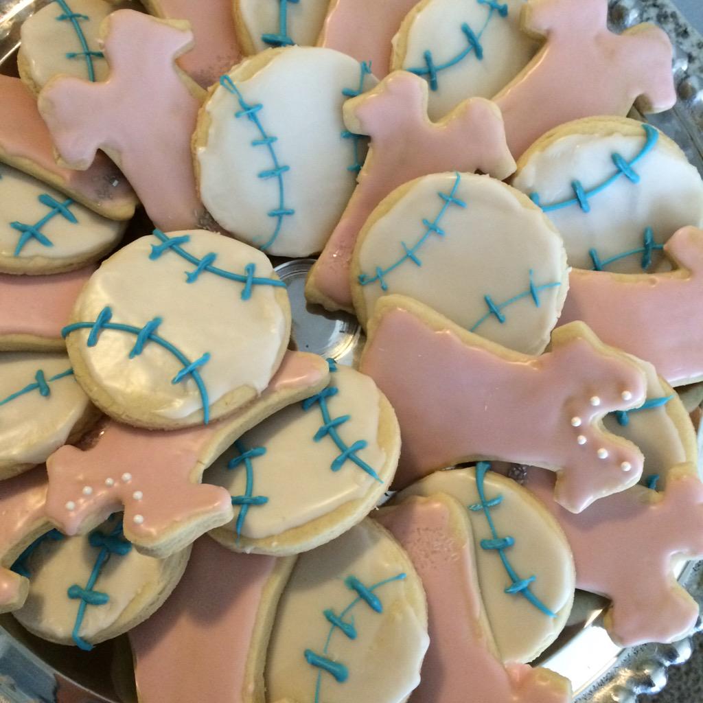 Gender reveal went well! It's a boy.