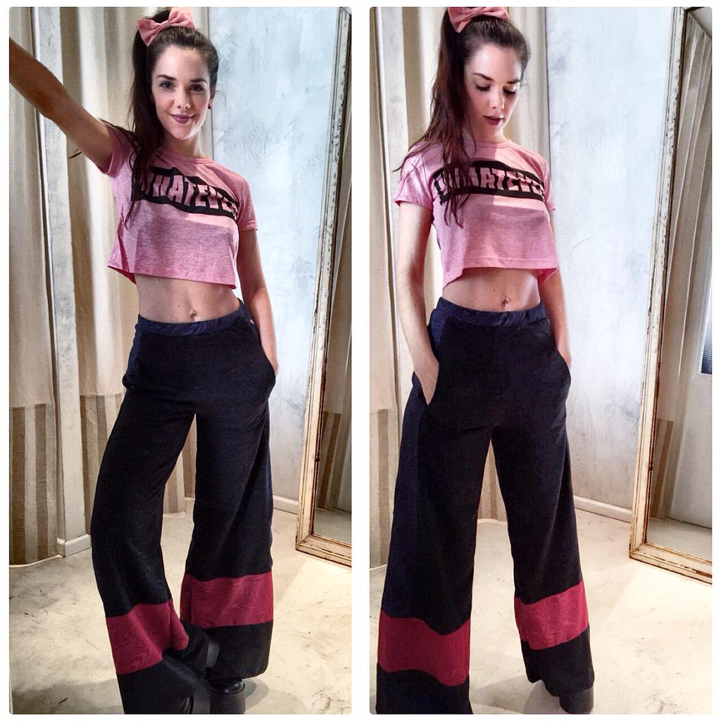 Ahí te voy lunes 👊🏼🐝💕🐝💕🐝 <a href="/felicityurban/">FELICITY</a>