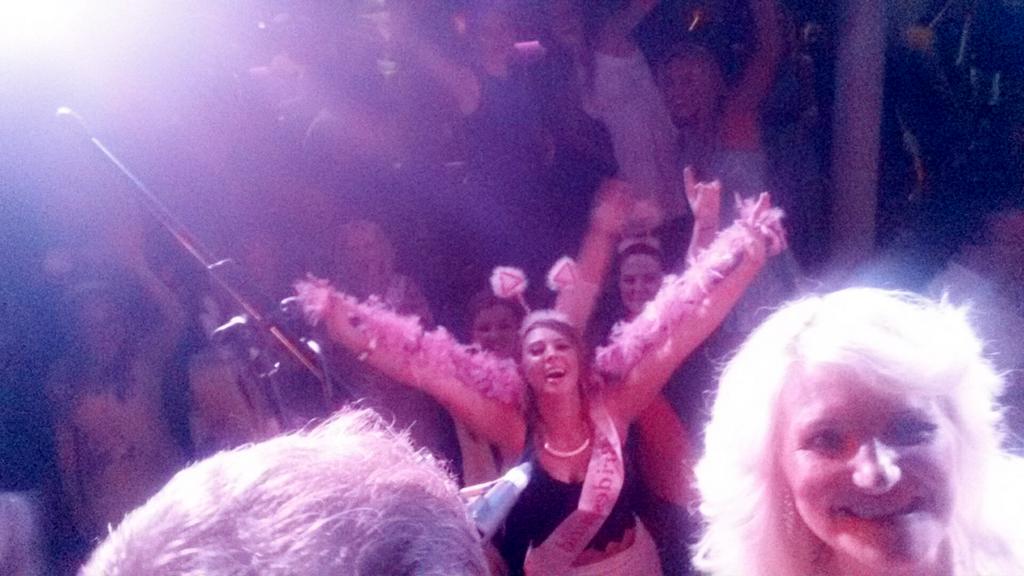 Sally Rivers (@sallyvocalcoach) on Twitter photo Another fabulous Saturday nite at <a href="/BistroLive/">Bistro LIVE</a> with <a href="/AphroditeBandUk/">Aphrodite Band </a> #bestpartyband #aphrodite #bistrolive Another fabulous Saturday nite at <a href="/BistroLive/">Bistro LIVE</a> with <a href="/AphroditeBandUk/">Aphrodite Band </a> #bestpartyband #aphrodite #bistrolive