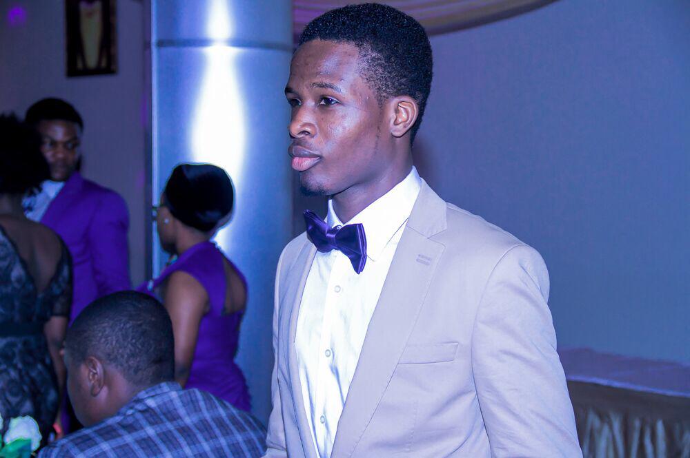 Prom2015Abuja's tweet photo. @that_bruvaa  #Prom2015Abuja #ExpensiveTwilight http://t.co/3GvOpWgRNi