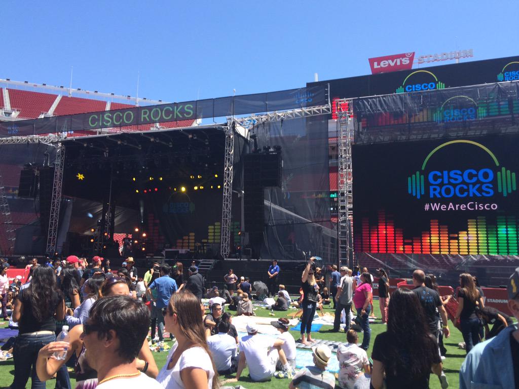 andygreencisco's tweet photo. @Cisco starts to rock in San Jose #ciscorocks #insidecisco #wearecisco @CiscoUKI http://t.co/p784FZNOsb
