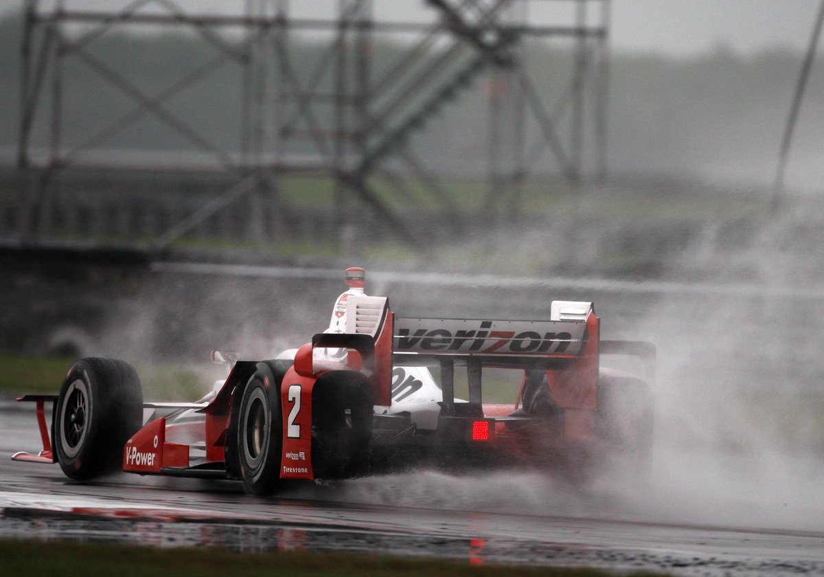 autosport's tweet photo. New wet weather tyre being introduced by #IndyCar this weekend at Mid-Ohio http://t.co/TaTFOwrH35 http://t.co/VivfsqMuDt