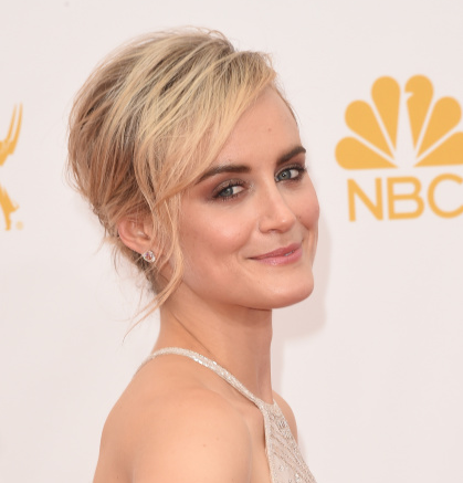 Happy birthday, Taylor Schilling! 