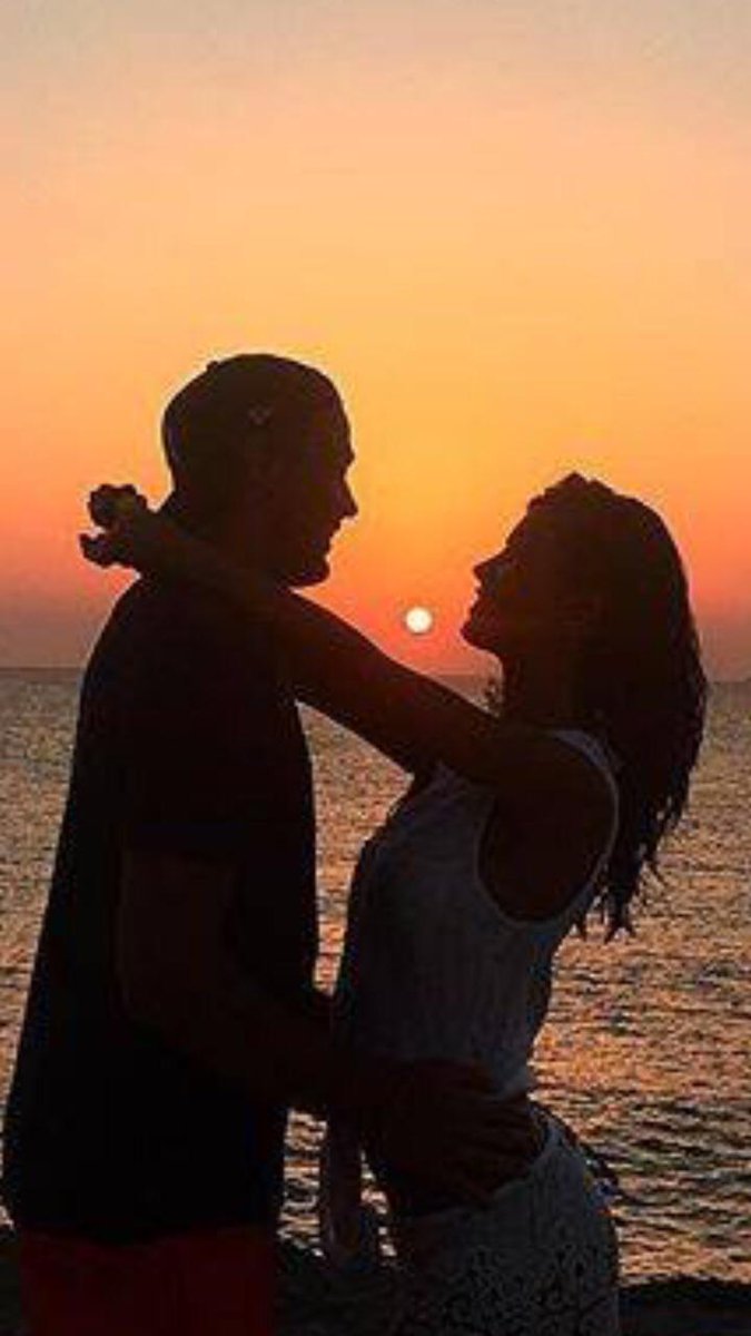 Per due come loro...l'amore non tramonta mai!!!
---
Inviato da WhatsAppp