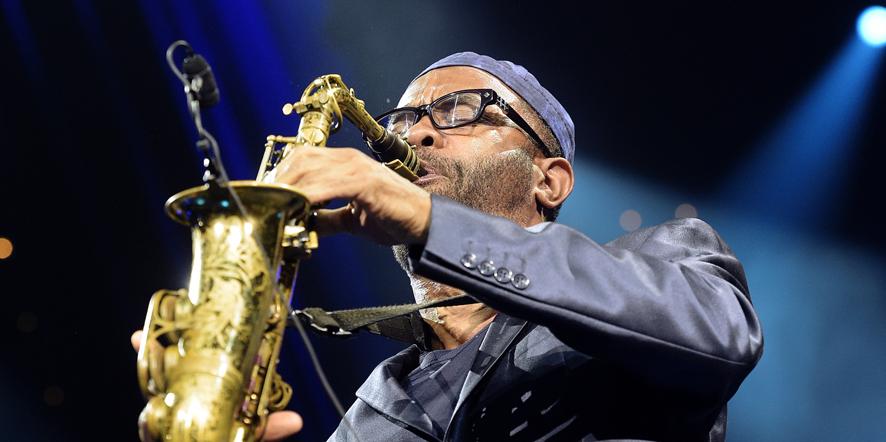 ♫ ♩ <a href="/KennyTGarrett/">Kenny Garrett</a> we couldn't dream of a better Jazz in Marciac opening! #JIM2015 ♬ ♪