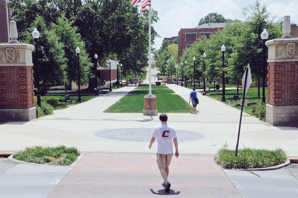 OutKickBets's tweet photo. The University of Tennessee-Chattanooga 

#TennesseeCampuses http://t.co/H7rYjPA1Ef
