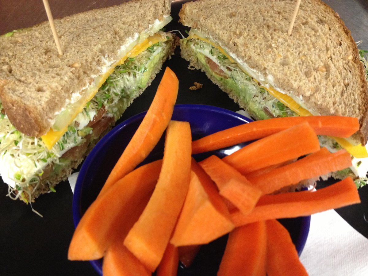 PAIRING OF THE WEEK: Caprese salad &amp; "Let there be light" Sangria.