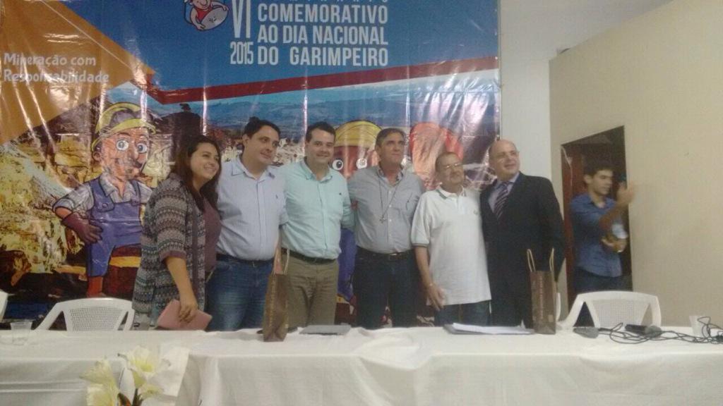 PBDNPM's tweet photo. A SUP/DNPM/PB participa das comemorações do Dia Nacional do Garimpeiro em Nova Palmeira-PB http://t.co/FTRdoxglYu